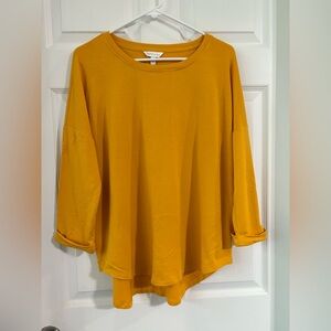 Crown & Ivy Women's Mustard Yellow Top
Butter soft - worn once